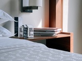 Przytulna sypialnia – jakie meble dopasować do tego pokoju